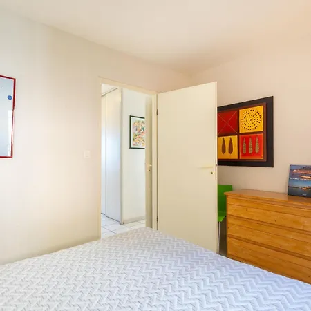 Les Mandariniers-1 By Interhome