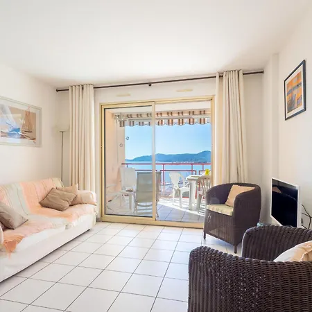 Les Mandariniers-1 By Interhome شقة