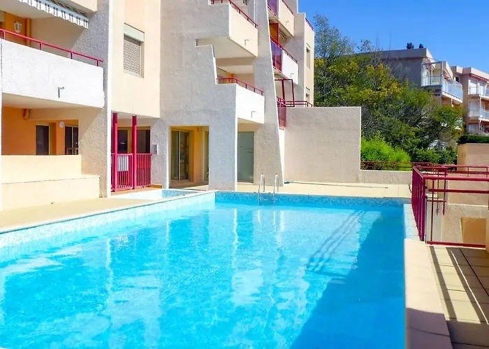 Les Mandariniers-1 By Interhome Apartman Le Lavandou